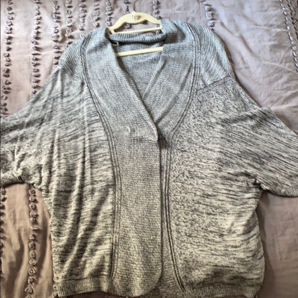 Lululemon post workout shawl